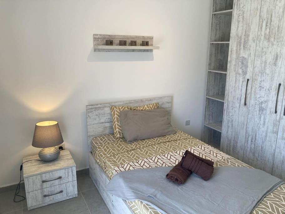 Апартаменты Elegant Maisonette In Malta By Assetflow Pro Марсаскала Экстерьер фото