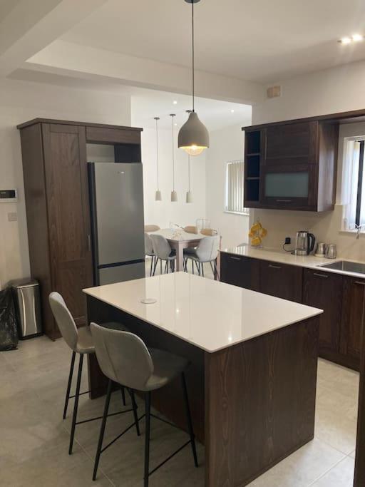 Апартаменты Elegant Maisonette In Malta By Assetflow Pro Марсаскала Экстерьер фото